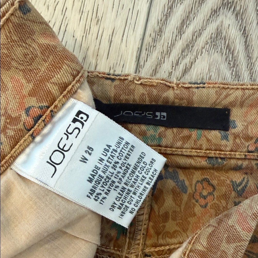 Joe's Jeans Brown Patterned Jean Shorts - Picture 2 of 4